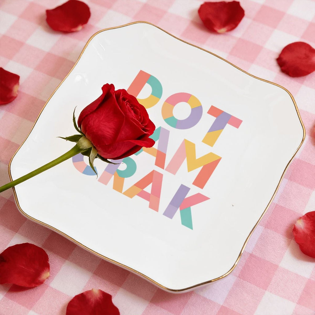 Scalloped Ceramic Mahjong Dice Tray - Dot Bam Crak